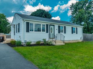 750 Barry St, Feeding Hills, MA 01030