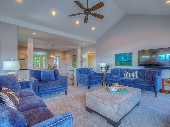 5th image of 5868 Grey Fox Ln