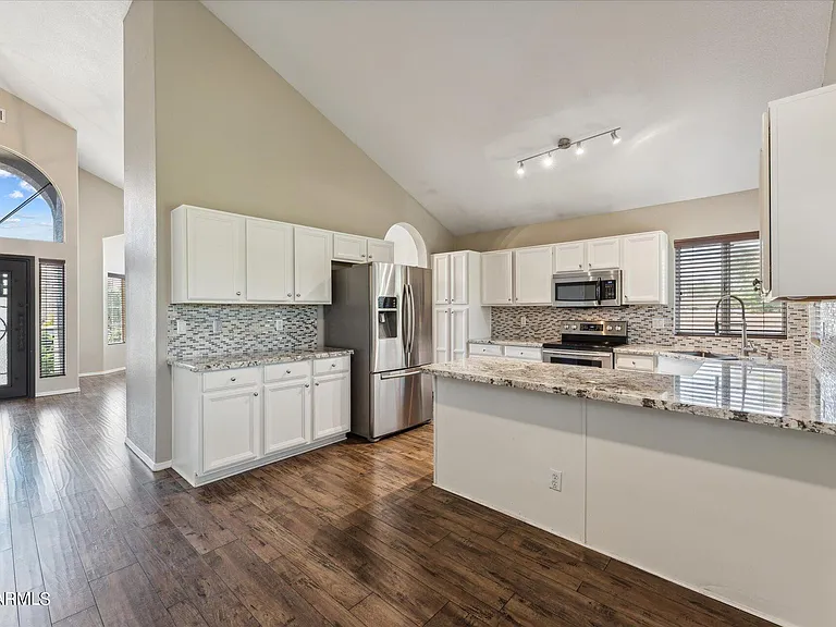 181 S Tiago Dr — Photo 4