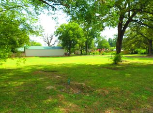 621 Kentucky Ave S, Parsons, TN 38363