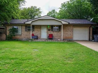 410 NW 54th St, Lawton, OK 73505