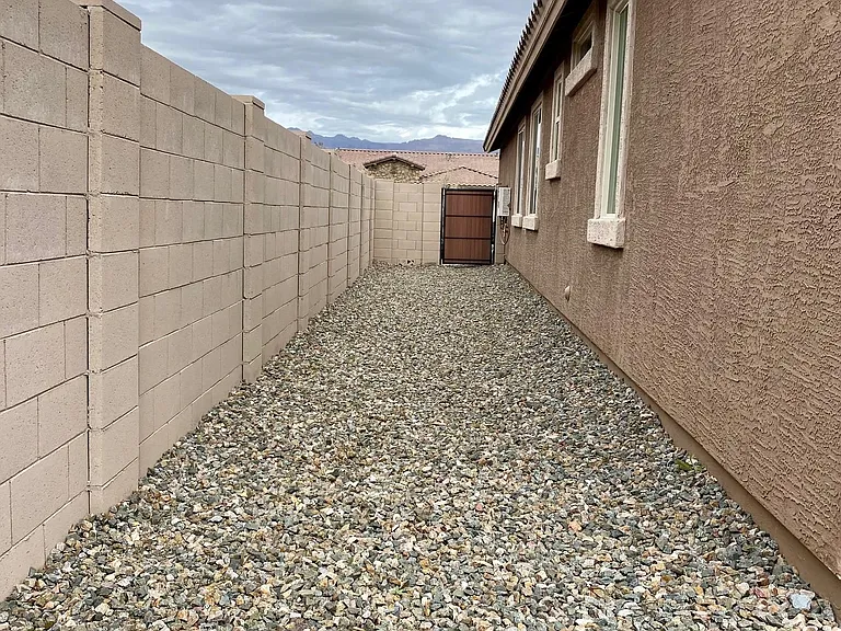 12937 E Massai Point — Photo 20