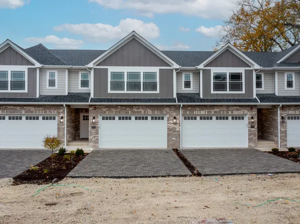 8300 W 111th St #8316, Palos Hills, IL 60465