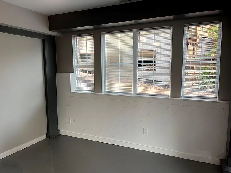1116 N Walnut St #6 — Photo 10