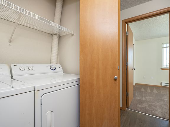 In-Unit Washer and Dryer
