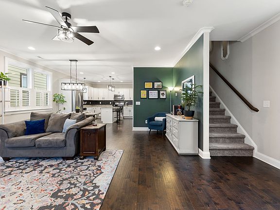 4th image of 2378 Somerset Valley Dr