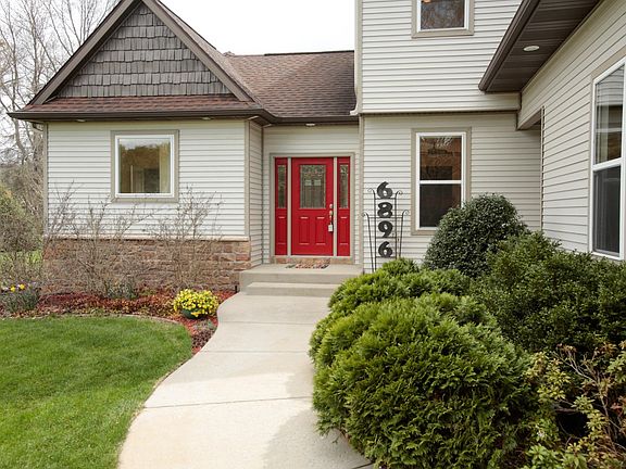 6896 shady grove-103