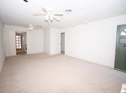 5th image of 1 Townhouse Ln