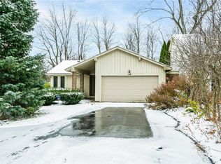 49 Ascott Ln, Webster, NY 14580
