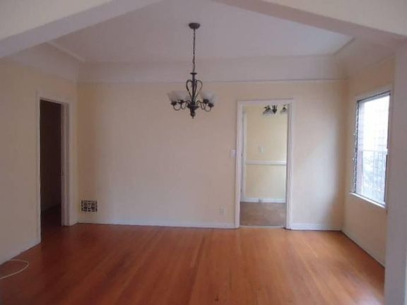 2nd image of 326 N Curson Ave
