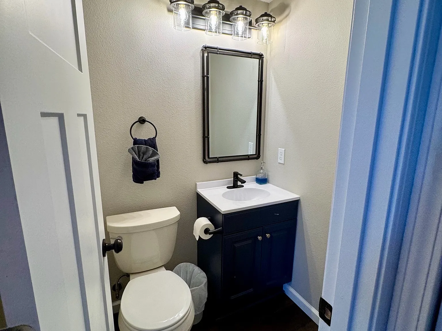 Happy Living Condo - 1 — Photo 4