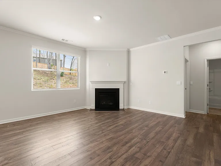 365 Belmont Dr — Photo 13