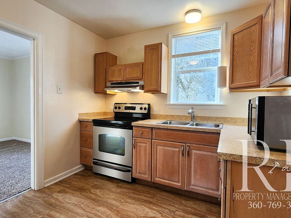 1st image of 1540 N Callow Ave