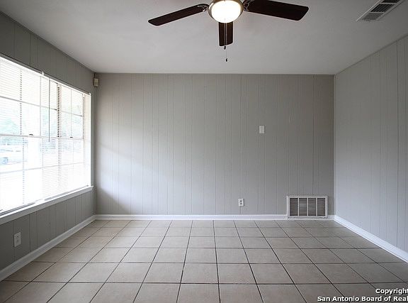 4th image of 6123 Fir Valley Dr