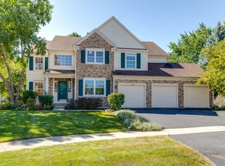 18289 W Old Pine Ct, Gurnee, IL 60031