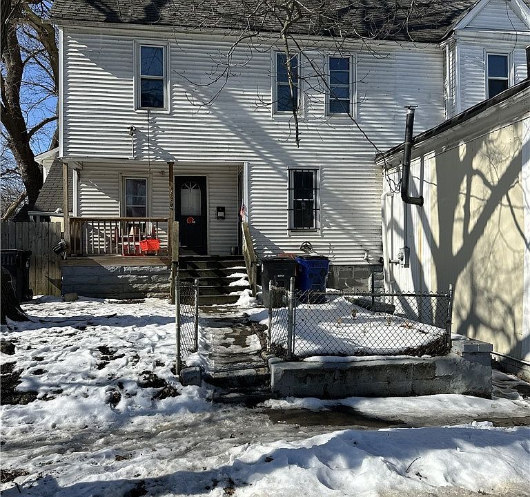 2nd image of 8701 Lake Ave