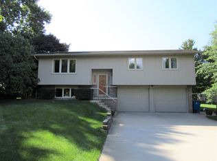 55312 Joann Dr, Norfolk, NE 68701