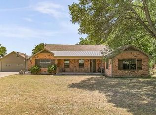 320 N Main St, Godley, TX 76044