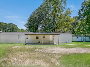 7660 Pine Bluff Rd, Denham Springs, LA 70726