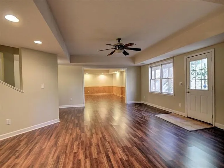 515 Mellbrook Ln — Photo 42