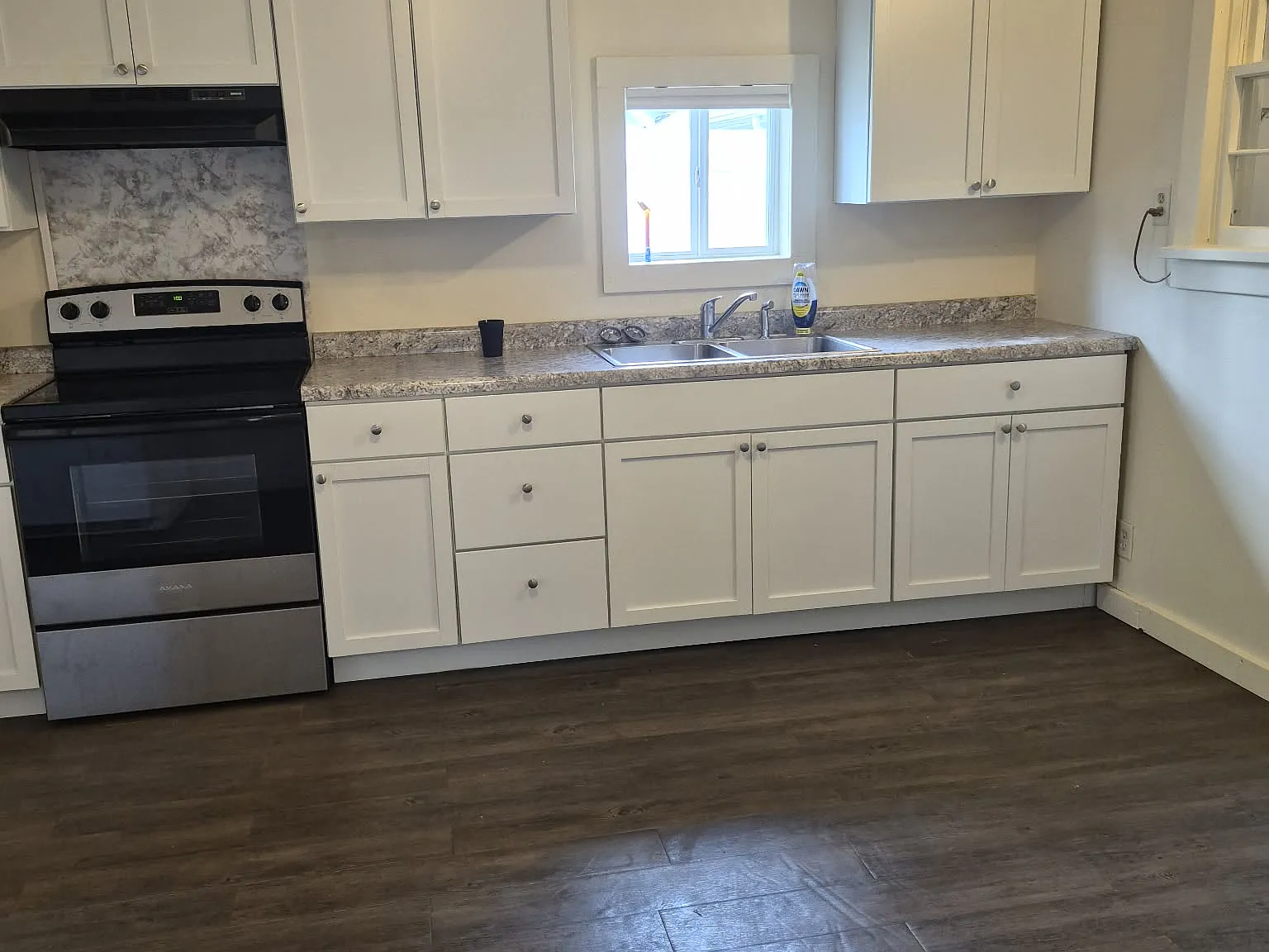 2 bed, 672 sqft, $750 — Photo 2