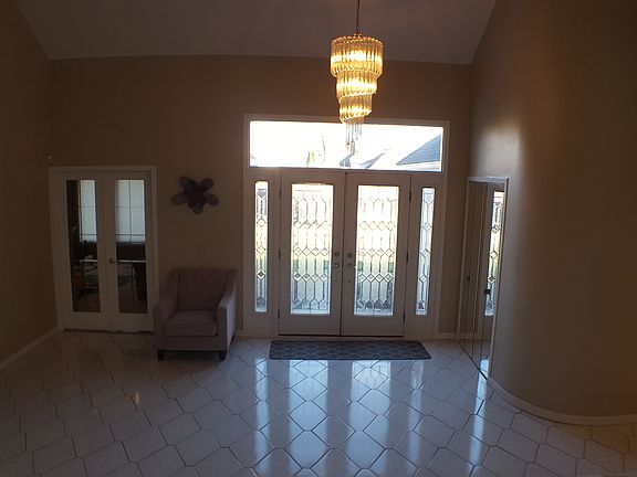 5th image of 56809 Oliver Ct