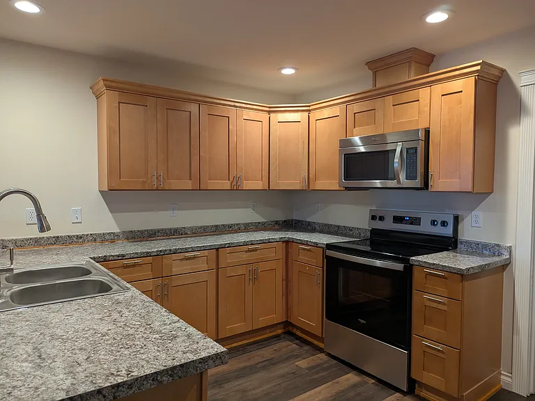 959 Wawona Ave SE #B — Photo 11