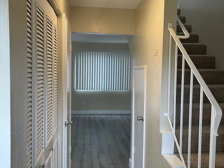 Matanzas Garden Apartments — Photo 29
