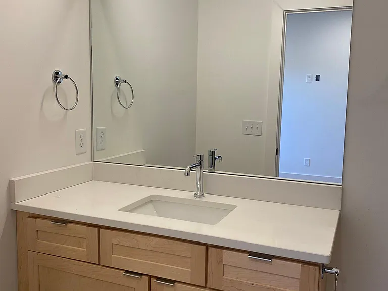 6460 Thunderbird Dr — Photo 15