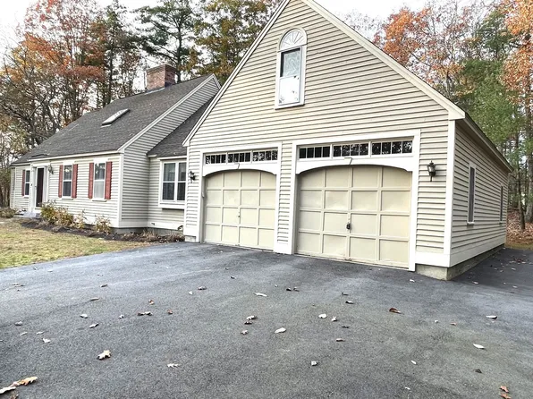 4 Ledgewood Road, Bedford, NH 03110