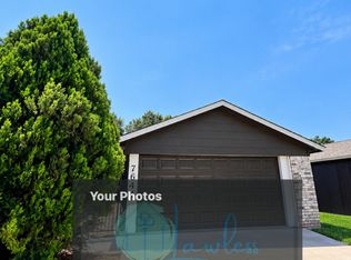 7644 John T White Rd, Fort Worth, TX 76120