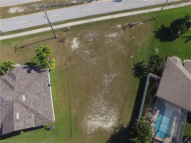 1st image of 3930 Agualinda Blvd