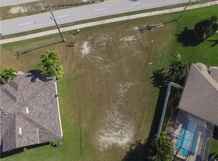3930 Agualinda Blvd, Cape Coral, FL 33914