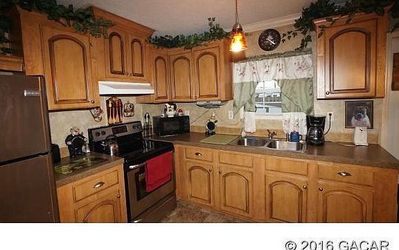 5th image of 3555 NE 1st Way