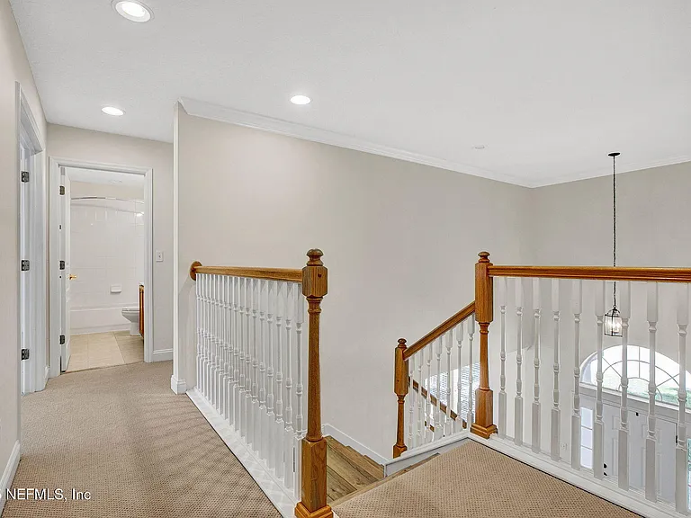 1761 Highland View Dr — Photo 16