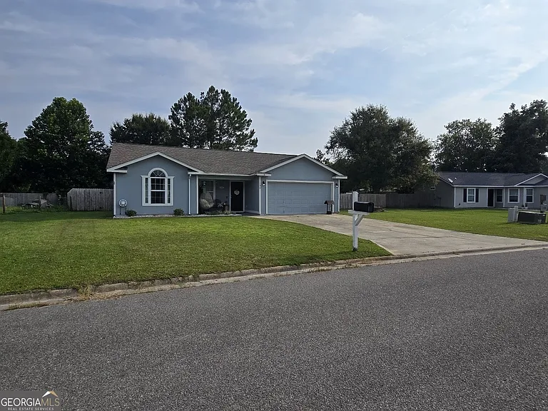 130 Dellwood Pl — Photo 4