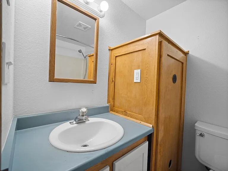 Northside Lofts Fully Updated 1 Bedroom Apartment in North Spokane — Photo 11