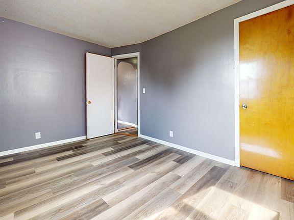 2nd image of 414 Topaz Ave