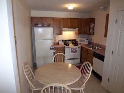3rd image of 1606 N Tennessee Blvd