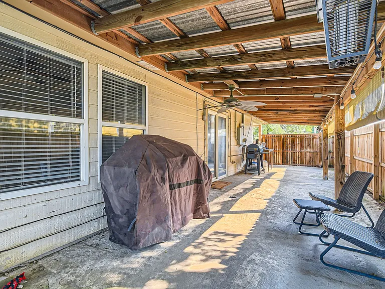 134 Bellair Dr — Photo 19