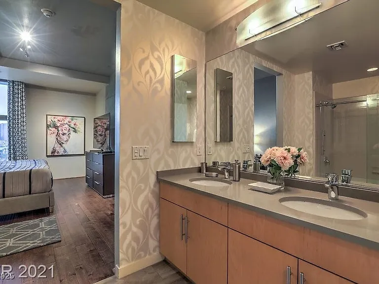 353 E Bonneville Ave #1002 — Photo 20