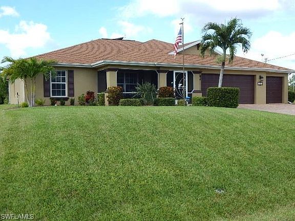 3rd image of 4726 NW 38th Ave