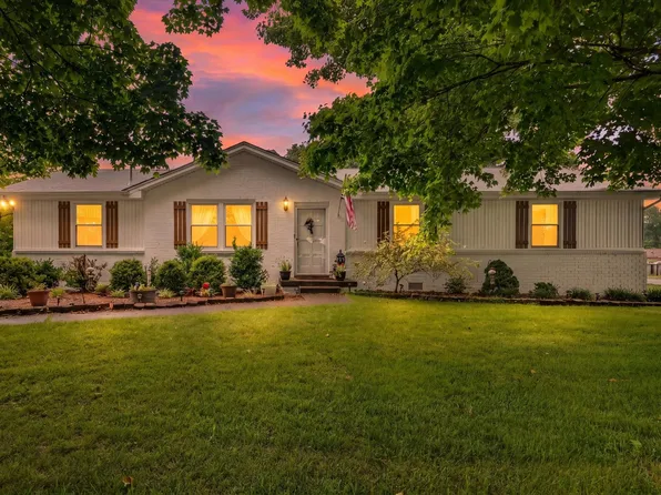 1814 Old Trenton Rd, Clarksville, TN 37040