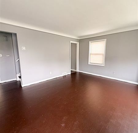 3rd image of 14134 Collingham Dr