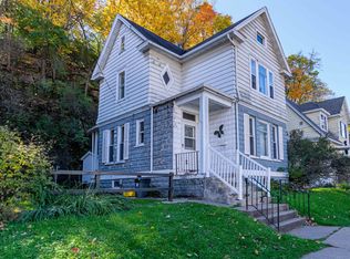 520 W Locust St, Dubuque, IA 52001