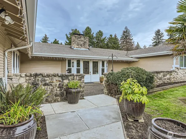 8707 113th Avenue SE, Newcastle, WA 98056