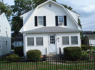 6 Uncas Rd, Old Saybrook, CT 06475