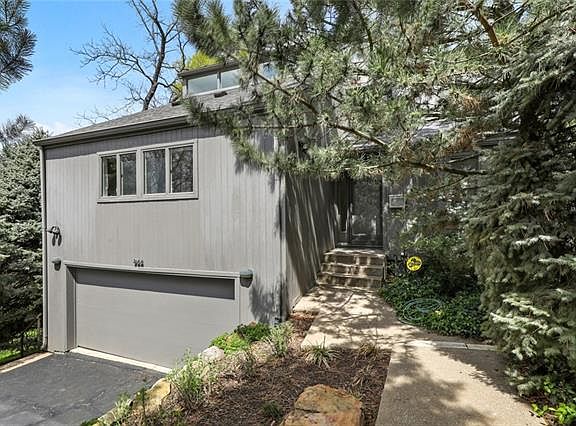 2nd image of 844 Rockwell Ln