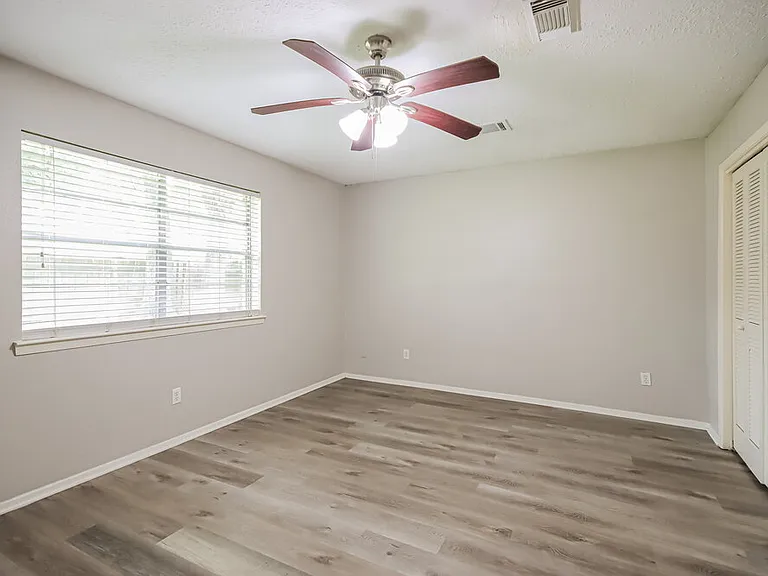 4306 Hickorygate Dr — Photo 8