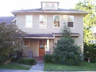 1st image of 1100 Luttrell St